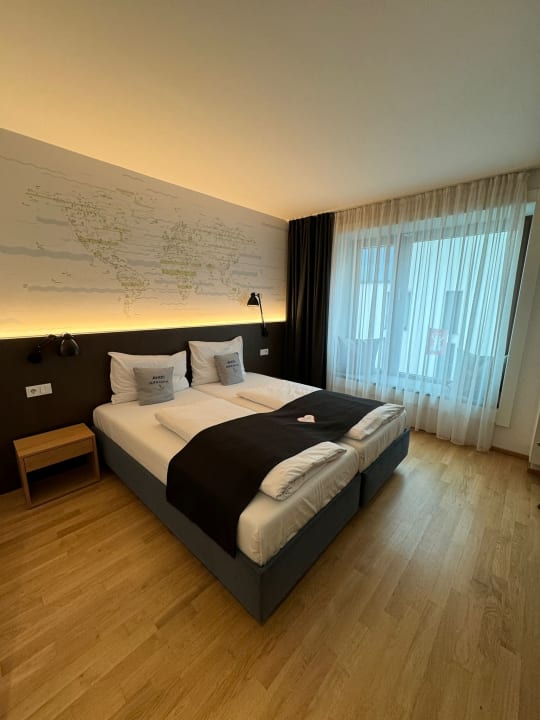 Zimmer JUFA Hotel Hamburg HafenCity