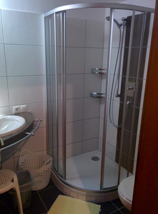 Dusche Gästehaus Gerti