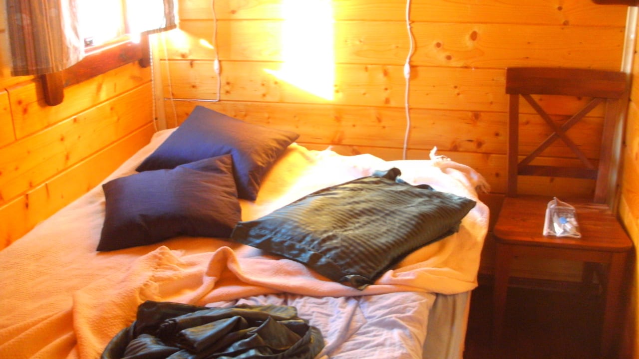 Eins von 2 Schlafzimmern Kaldbaks-kot Cottages