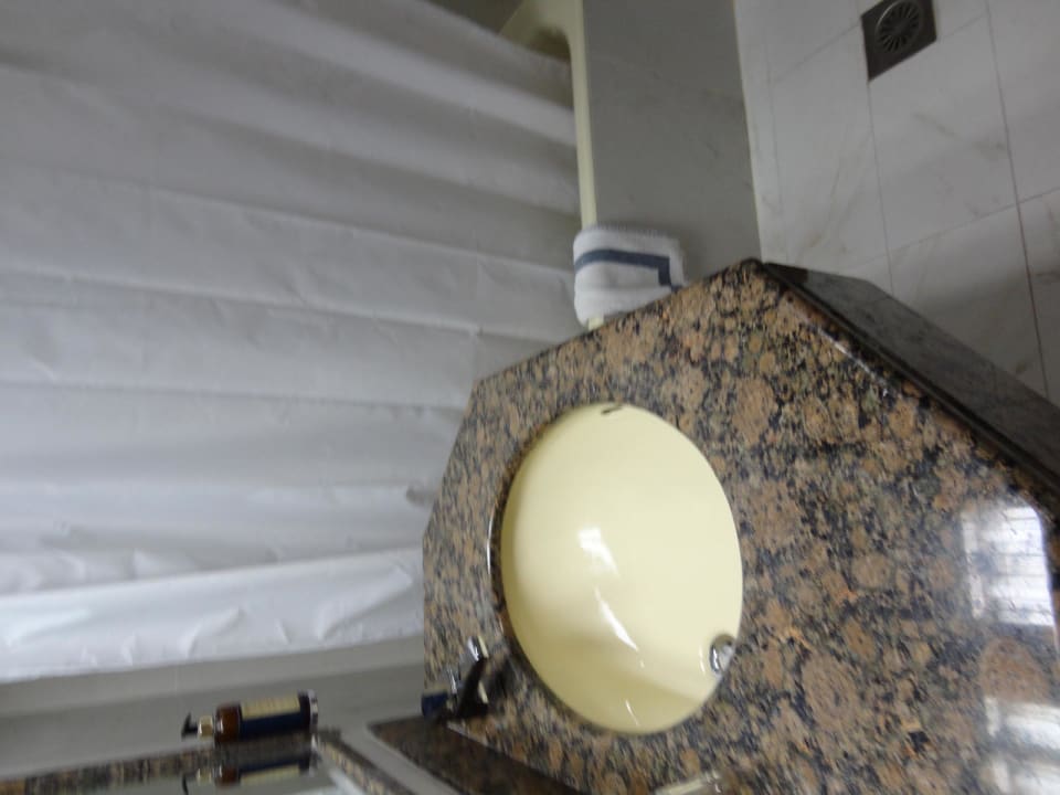 Umywalka Pegasos Deluxe Beach Hotel