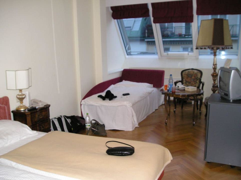 Neu renoviertes Zimmer - Hotel Royal Hotel Royal