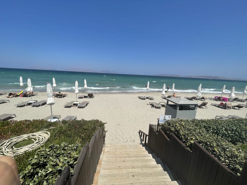 Strand Neptune Luxury Resort
