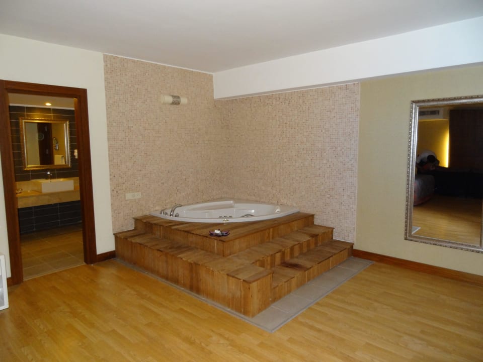 Schöne große Suite Seaden Sea World Resort & Spa