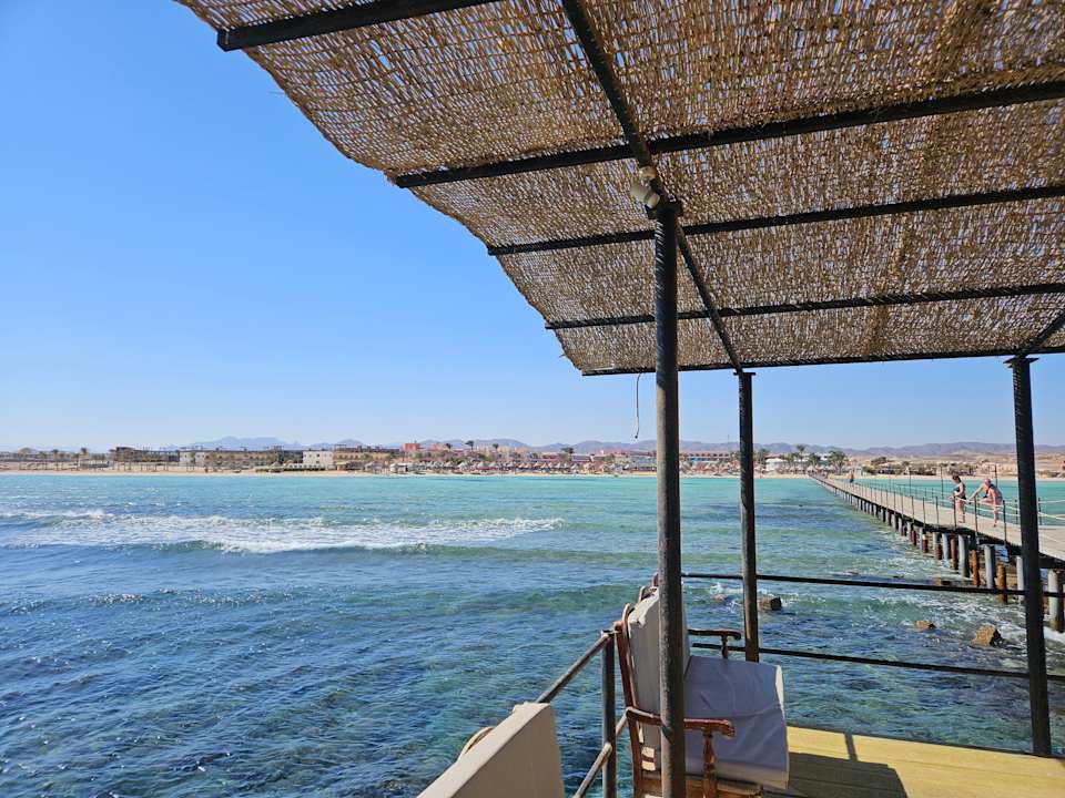 Strand MG Alexander The Great Hotel