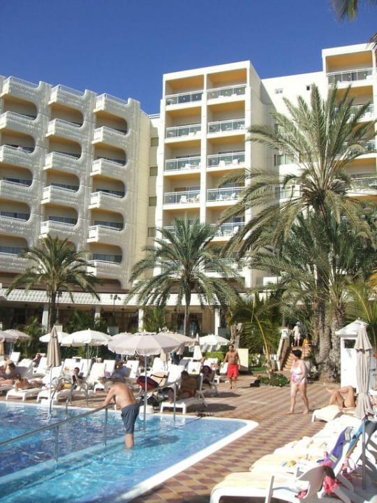 Pool Hotel Riu Palace Tres Islas