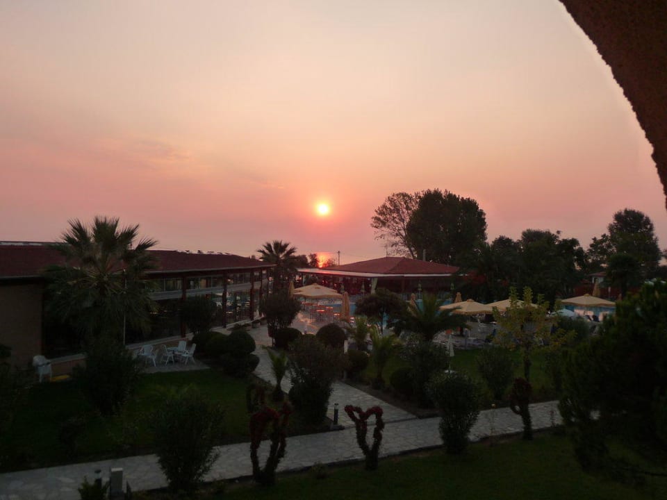 Sonnenaufgang alltoura Club Hotel Poseidon Palace