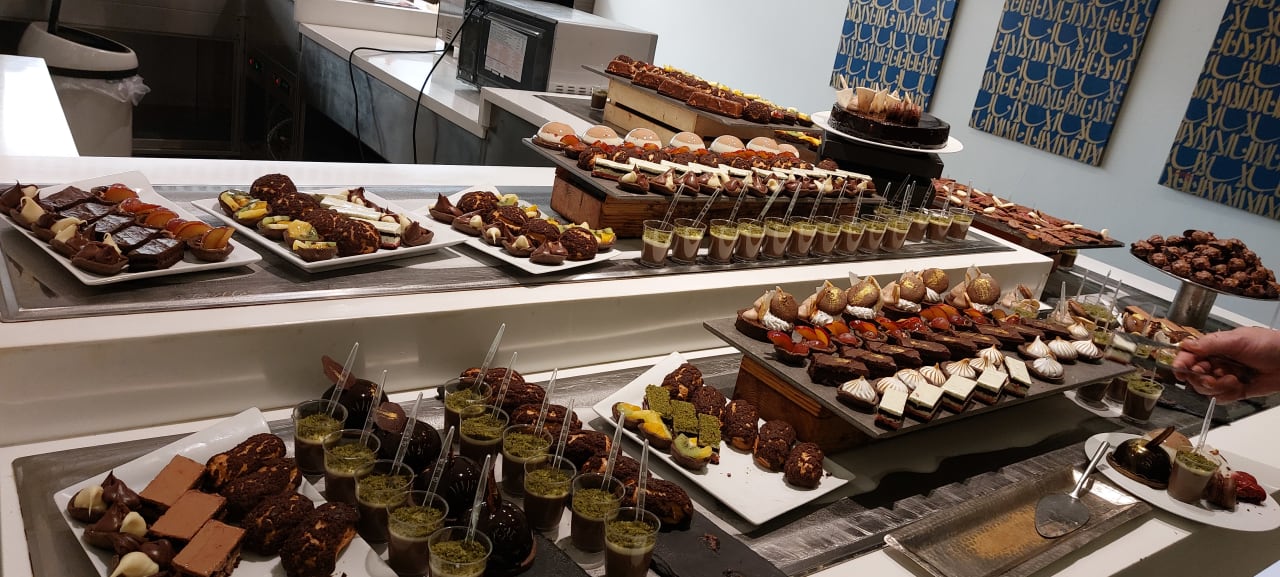 Gastro The Orangers Garden Villas & Bungalows