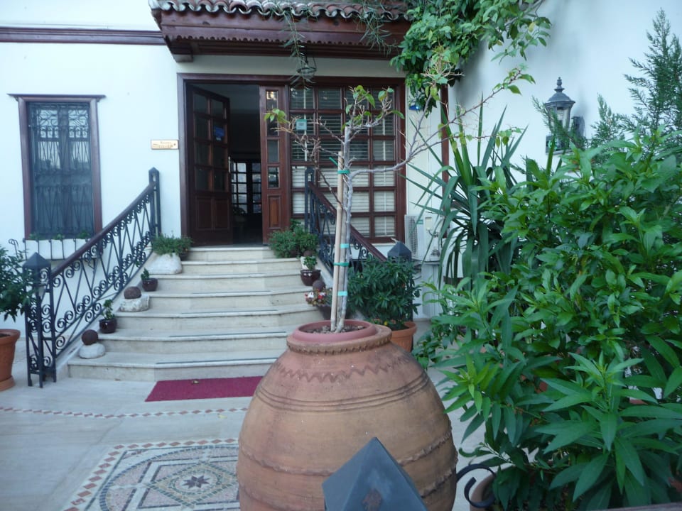 Zur Lobby... Dogan Hotel by Prana Hotels & Resorts