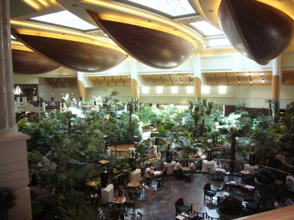 Halle 1 Grand Hyatt Dubai