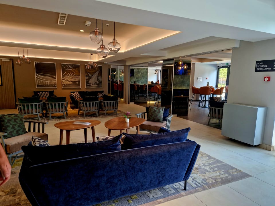 Lobby Park Plaza Arena Pula