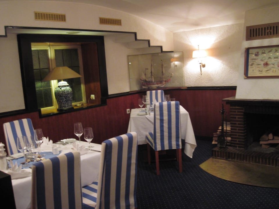 Restaurant "Unter Deck" Relexa Hotel Bellevue Hamburg