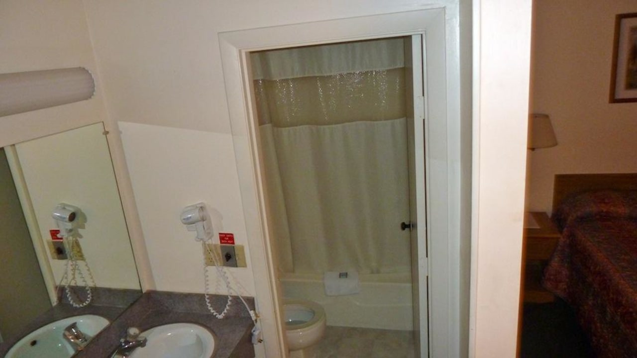 Badezimmer Travelodge Hotel Cape Cod Area