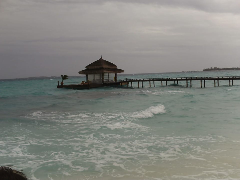 Schlechtes Wetter Kuramathi Maldives