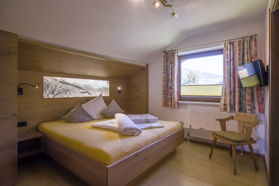 Zimmer Apartments Alpinschlössl Mayrhofen im Zillertal