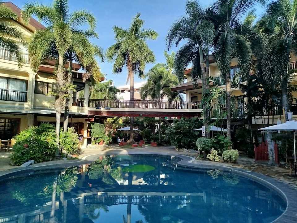 Pool Boracay Tropics Resort Hotel