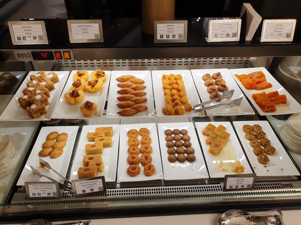 Gastro Jacaranda Luxury Resort