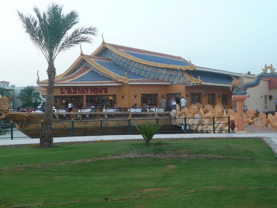 Das neue Restaurant Pickalbatros Dana Beach Resort - Hurghada