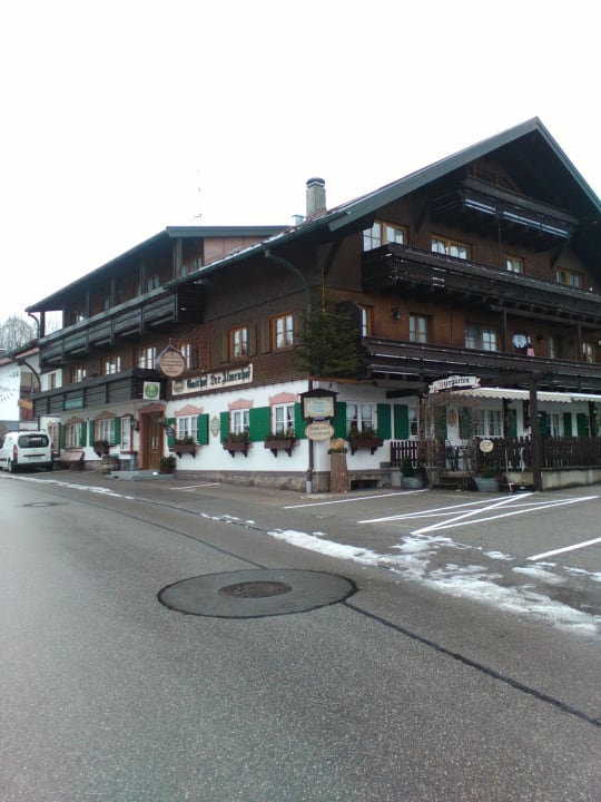 Außenansicht Landgasthof und Ferienwohnungen Almenhof