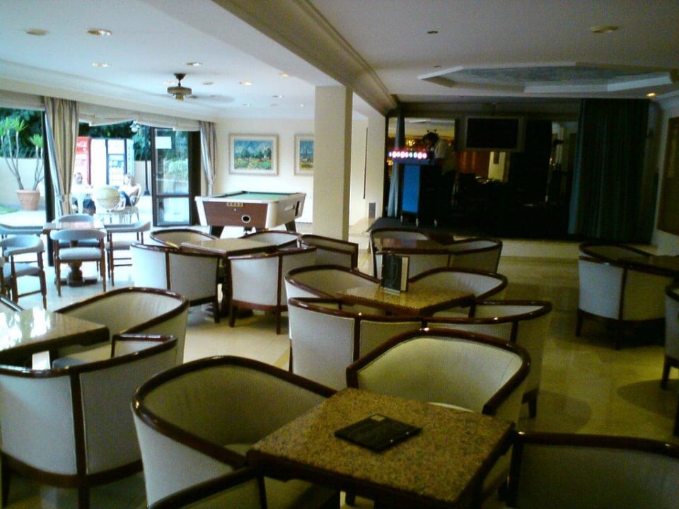 Sitzen & Animationsbereich Hotel Metropolitan Playa