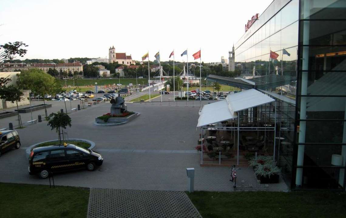Entrance Hotel Radisson Blu Lietuva