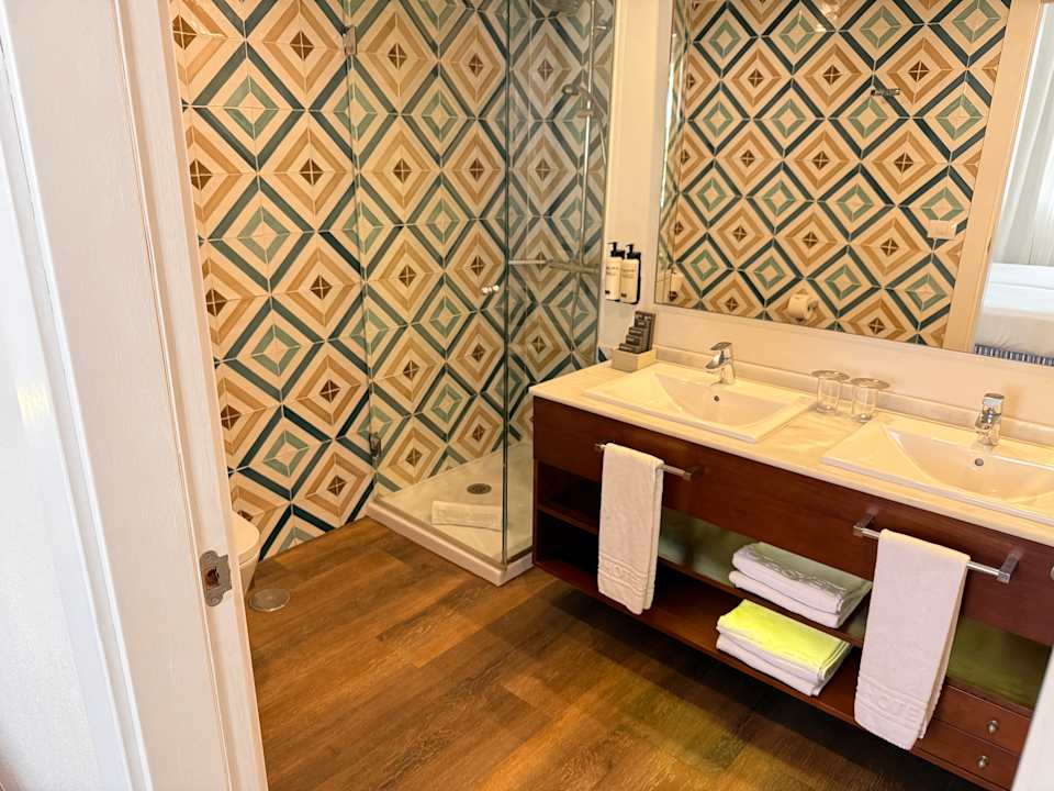 Zimmer H10 Ocean Suites