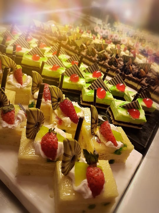 Gastro Serenity Alpha Beach