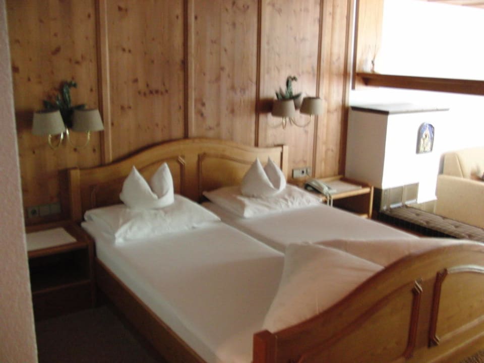 Suite Schlafbereich Hotel Berghof Crystal SPA & Sports Hintertux