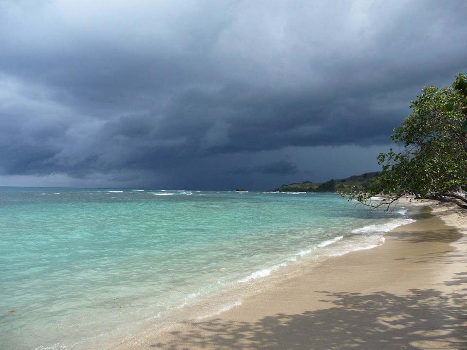Wenn der Regen kommt Playabachata Hotel
