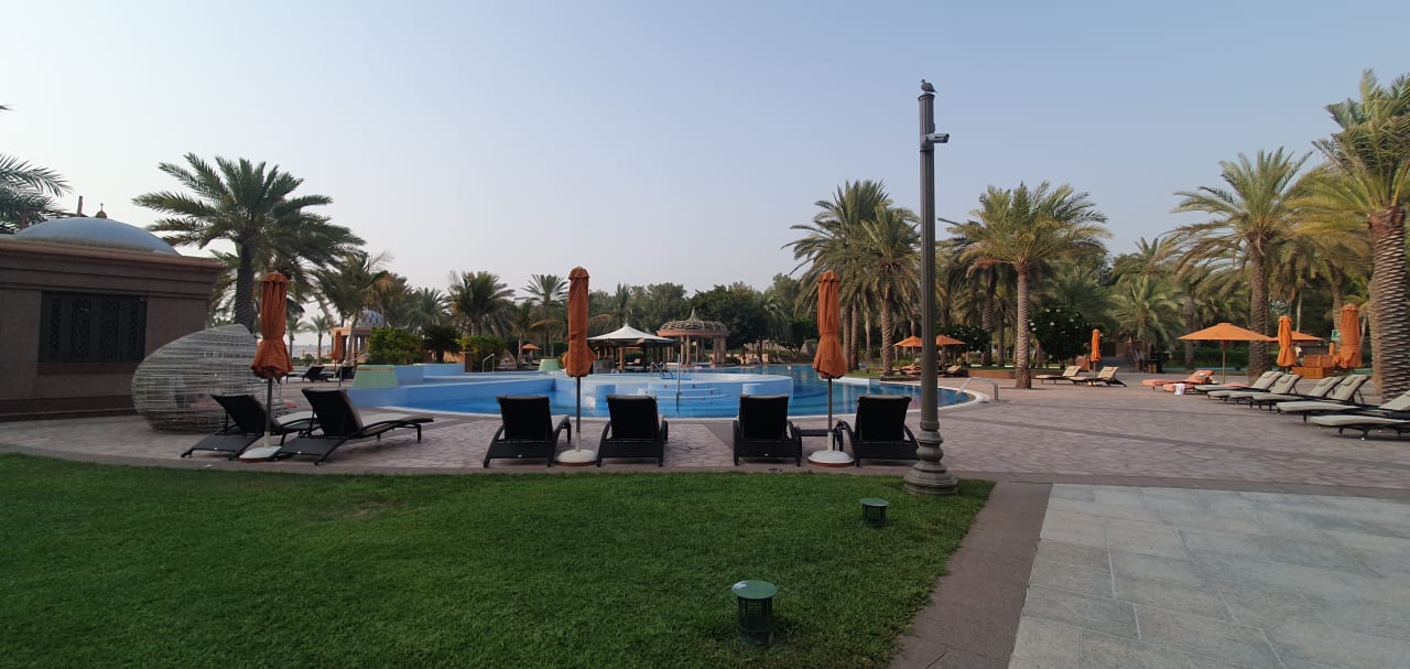 Pool Emirates Palace Mandarin Oriental