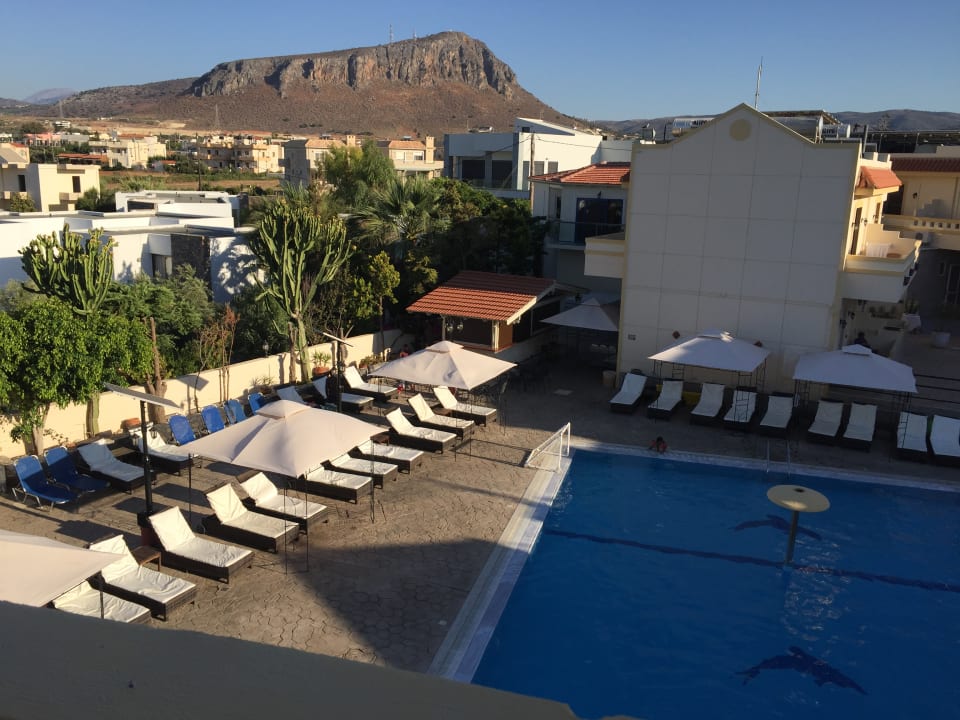 Pool St Constantin Hotel