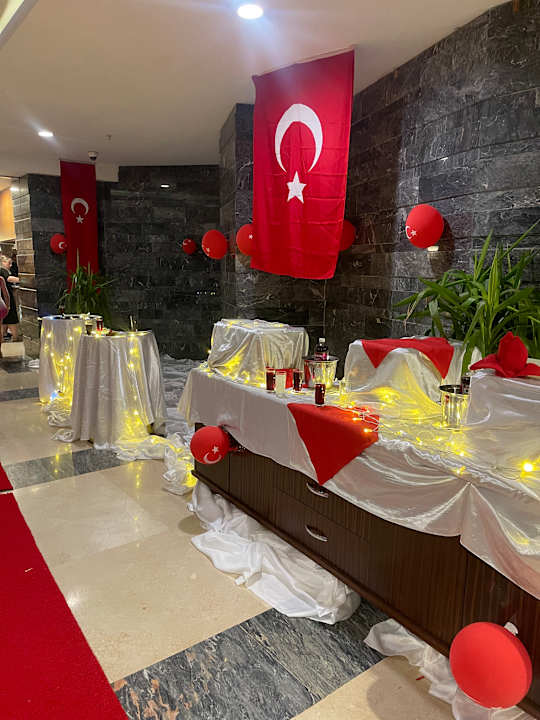 Gastro Sunmelia Beach Resort