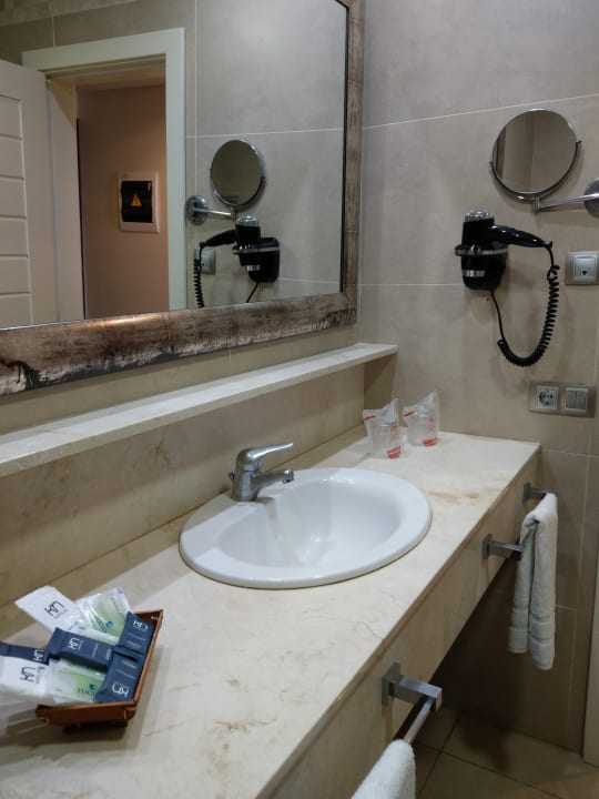 Zimmer Kn Arenas del Mar Hotel