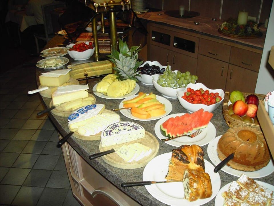 Frühstücksbuffet Hotel Zum Holzknecht Hotel zum Holzknecht am See