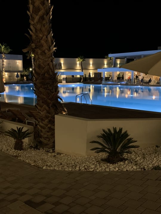 Pool White Dreams Resort & Anex