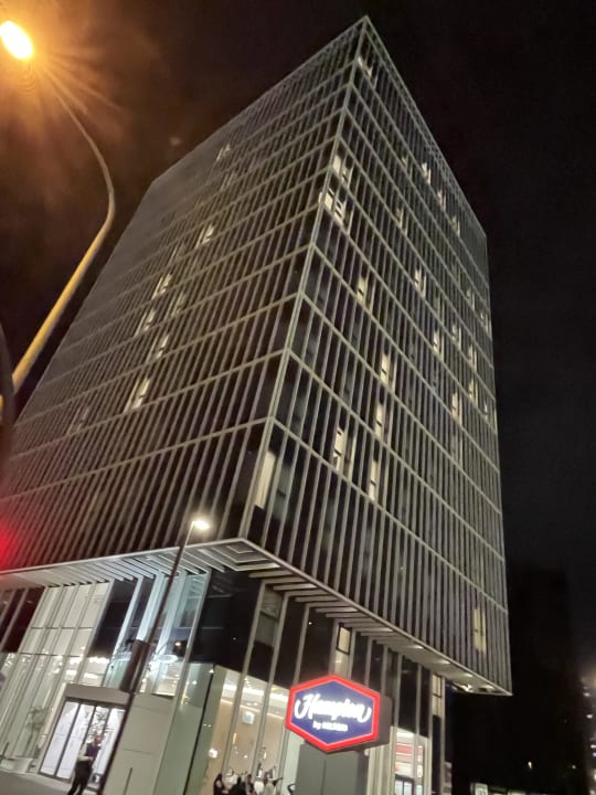 Außenansicht Hampton By Hilton Barcelona Fira Gran Via