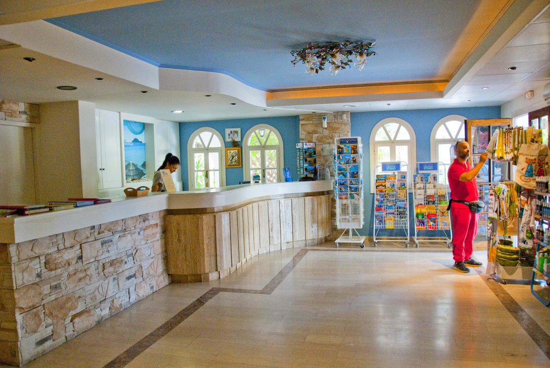 Reception Porto Koukla Beach