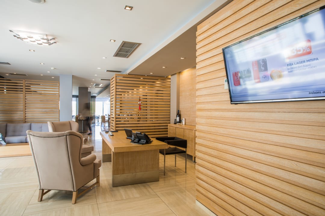 Lobby Aqua Oliva Resort - Across Hotels & Resorts