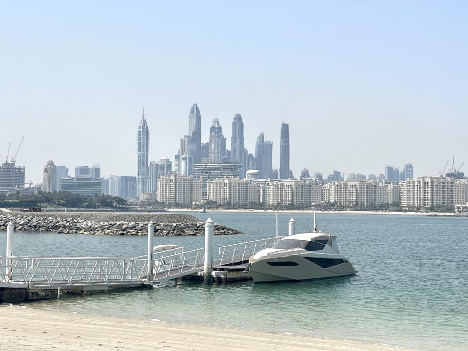 Strand Rixos The Palm Hotel & Suites