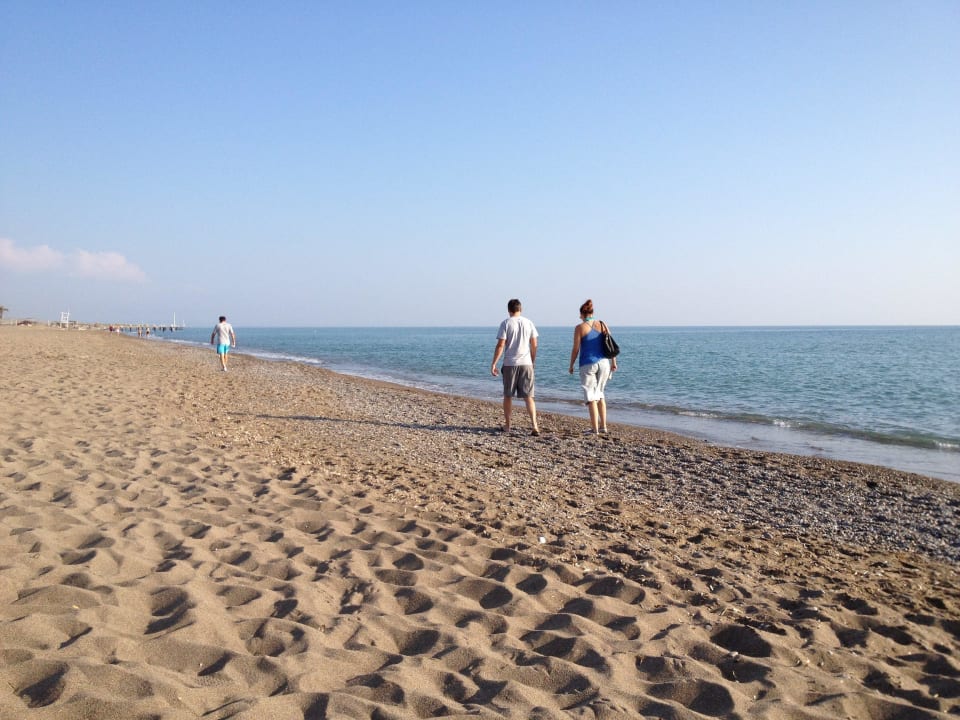 Strand vor dem Hotel Sherwood Dreams Resort