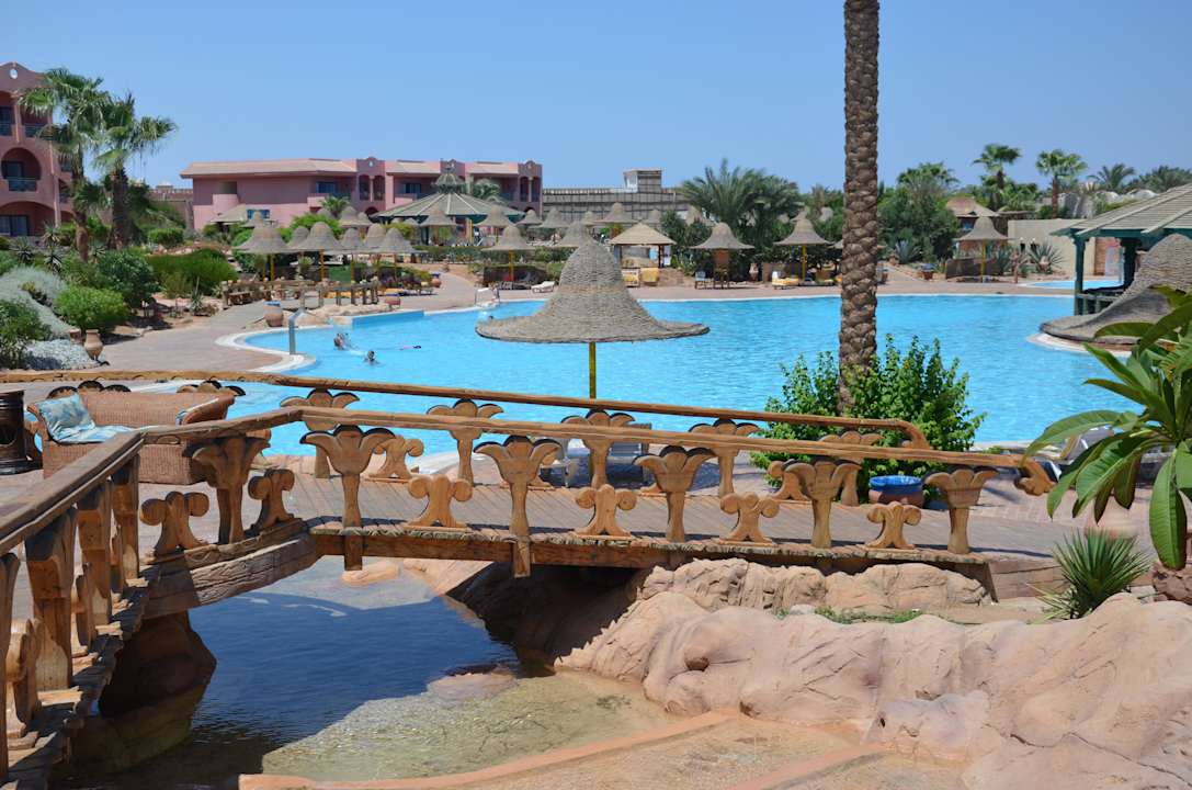 Basen nr 2 Parrotel Aqua Park Resort