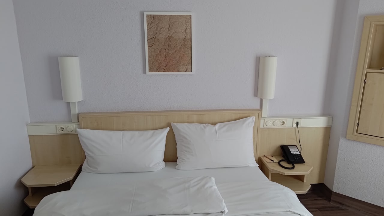 Zimmer IntercityHotel Hamburg-Altona