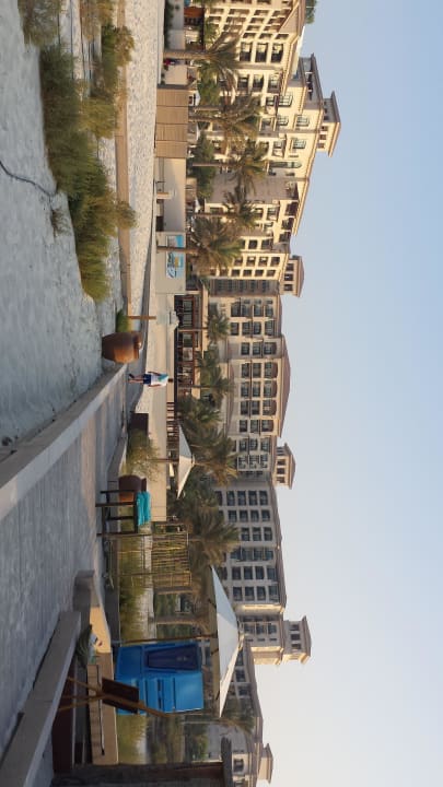 Außenansicht vom Strand The St. Regis Saadiyat Island Resort, Abu Dhabi