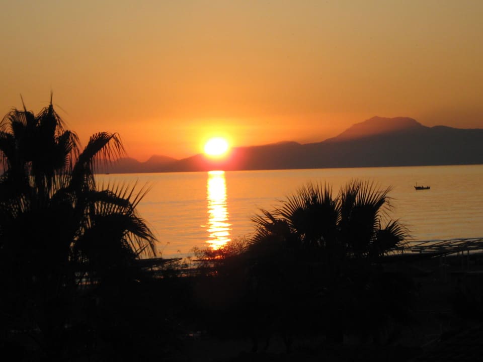 Sonnenuntergang von der Poolbar Kamelya Collection Selin Hotel
