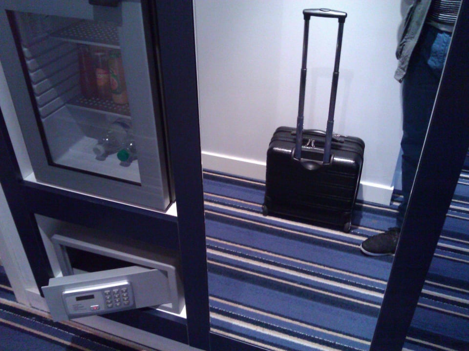 Eingang (kleinerFlur) CDH Hotel Milano Niguarda