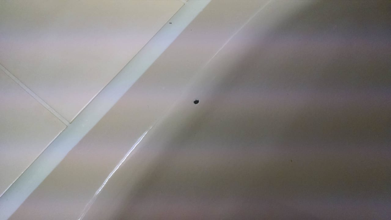 Zahn der Zeit nagt an allem Göbel's Seehotel Diemelsee