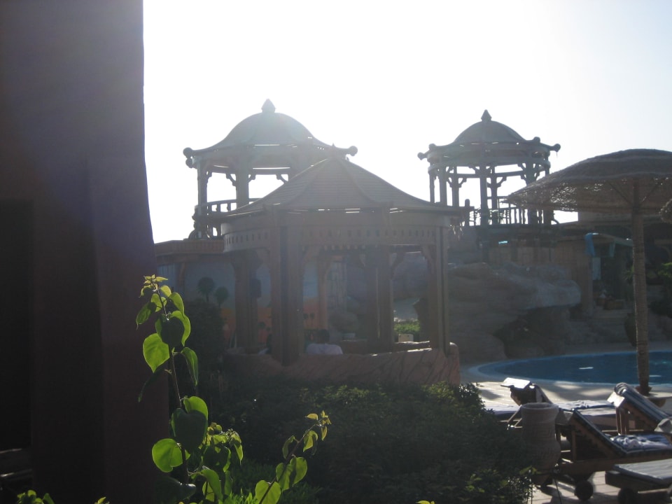 Anno 2010 Charmillion Sea Life Resort