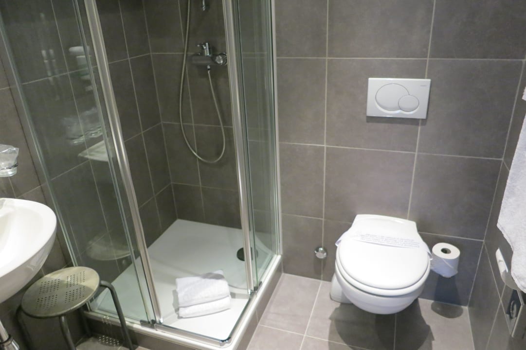 Bad im Zimmer #45 Hotel Mon-Repos