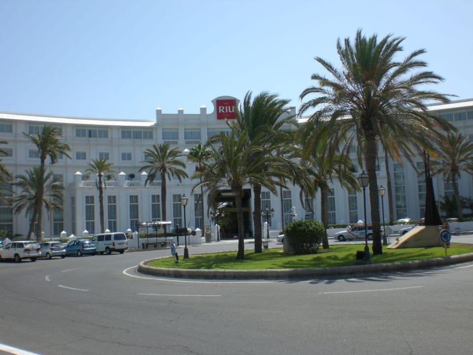 Blick vom Kreisel aus Hotel Riu Palace Maspalomas Adults Only