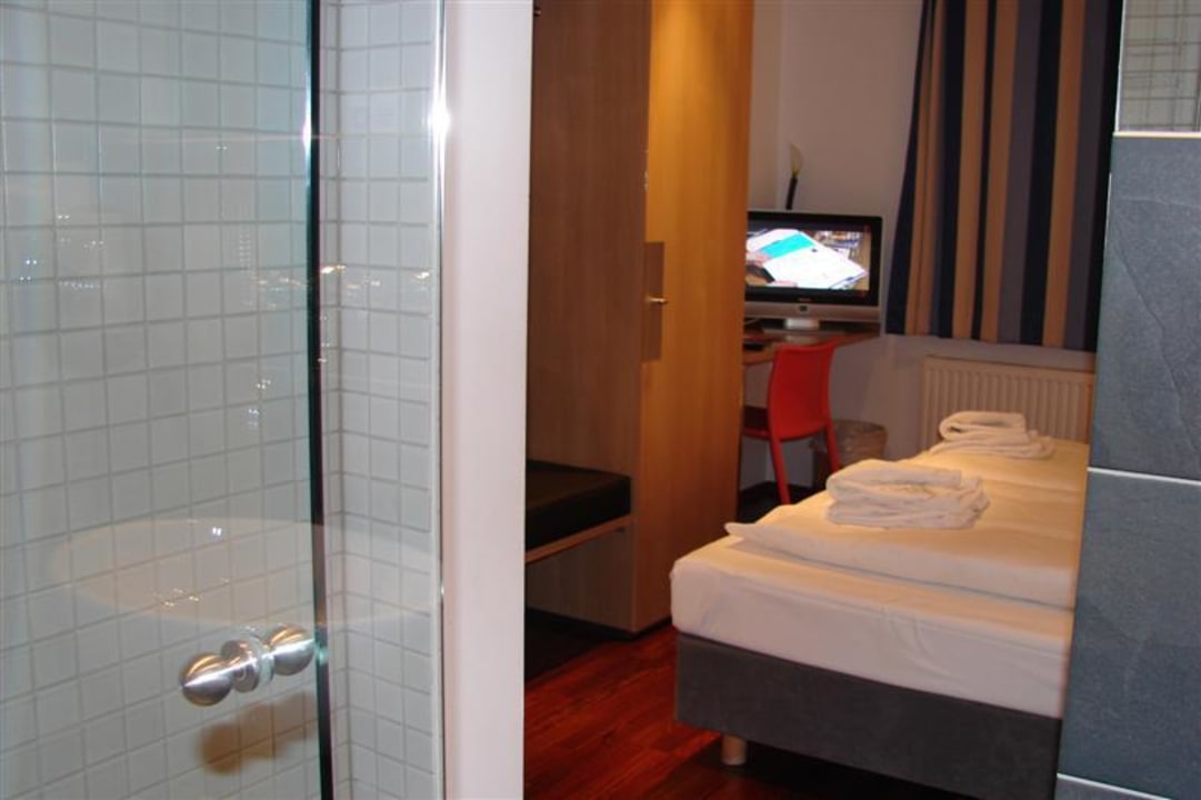 Blick aus dem Bad Binders Budget City-Mountain Hotel