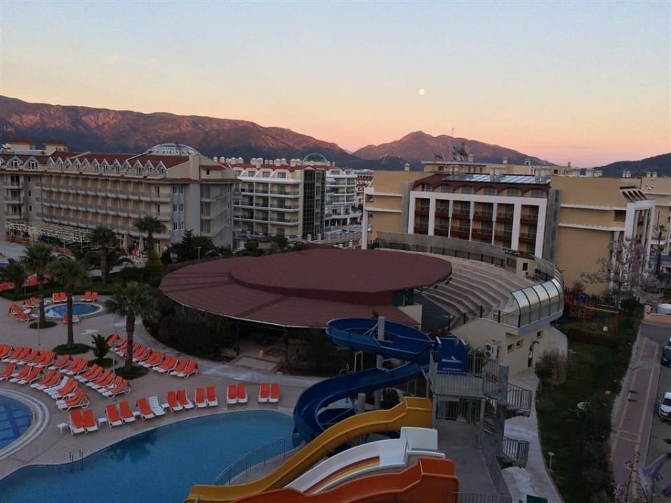 Pool area Green Nature Resort & Spa